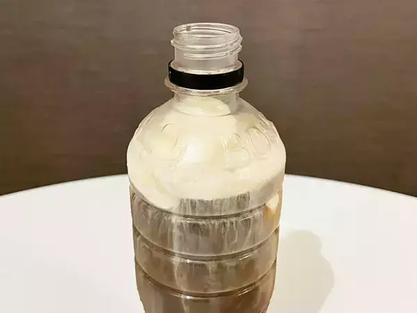 「クーリッシュをコーヒーに入れてシェイクするだけ！　まさかのアレンジに「キンキンに冷えてておいしい」」の画像