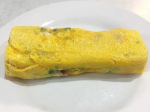 パッと見、普通の玉子焼き　カットした断面に「大正解」「子供が完食！」【玉子焼きレシピ】