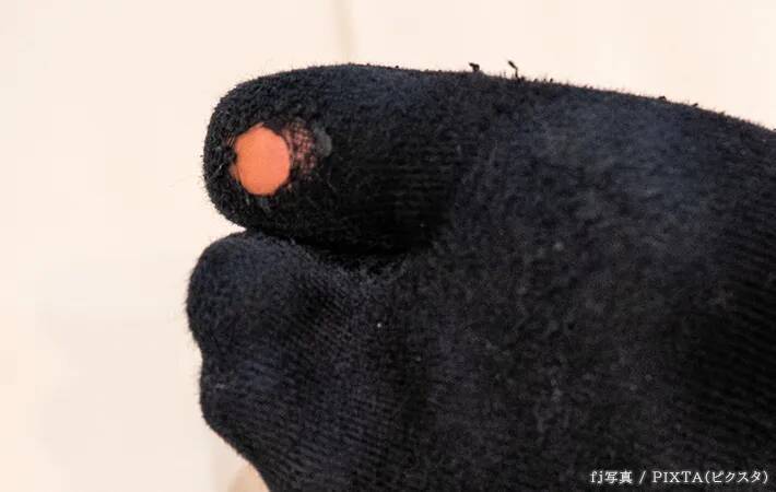 靴下にすぐ穴が開く人、必見！　今日からできる「おすすめの対処法」をグンゼに聞いた