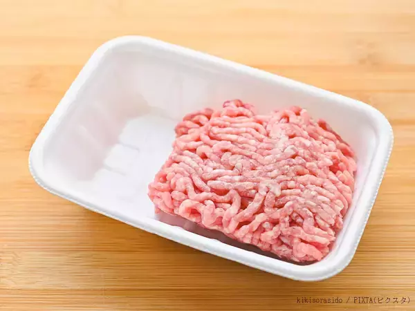 使い切れないひき肉の保存、トレイのまま？移し替える？　冷凍のプロに聞いた「正解」は…