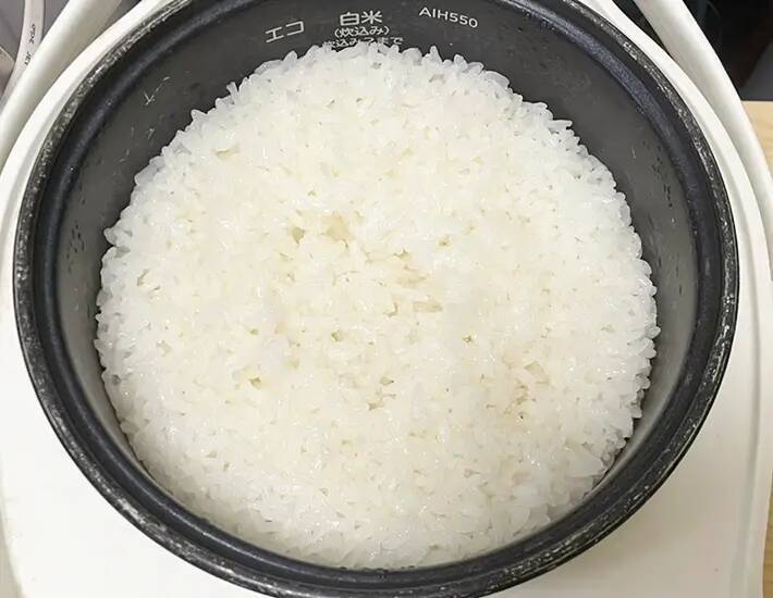 ご飯を炊く前に『4個』仕込んで！　塩カンロ飴のアレンジに「優しい甘み」「冷めてもおいしい」