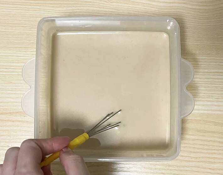 牛乳と卵に混ぜたのは…　大さじ1杯の調味料で『フレンチトースト』が激変！