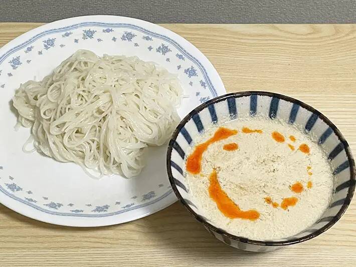 めんつゆに飽きたら試して！　材料3つを混ぜるだけの『そうめんつゆ』が「クリーミーで濃厚」「麺に絡む」