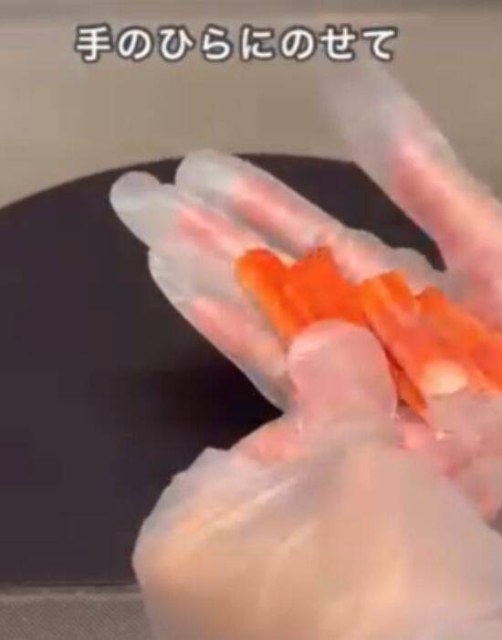 目からウロコ！　洗い物が減る料理ハックに「ナイスアイディア」「やってみる」