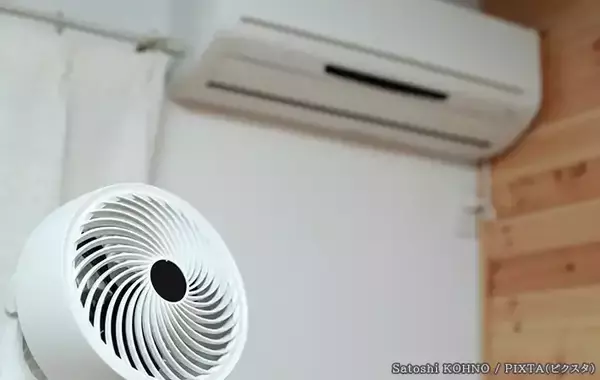 「扇風機とサーキュレーター、エアコン中はどっち？　メーカーが教える使い分け」の画像