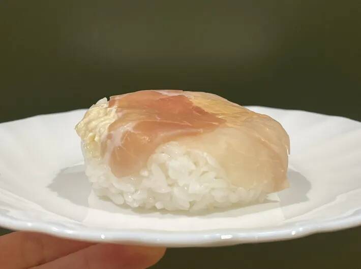 【ファミマ新作】カービィの“すいこみ”をおにぎりで再現！？　実際に食べてみた