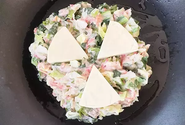 「お好み焼きに『３つ』のせてみて　4歳娘がペロリと食べた簡単アレンジ」の画像