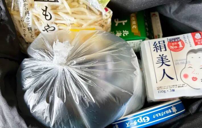 パックのブドウ、どう持ち帰ってる？　簡単すぎる対策に「もう潰さない」「早くやればよかった」