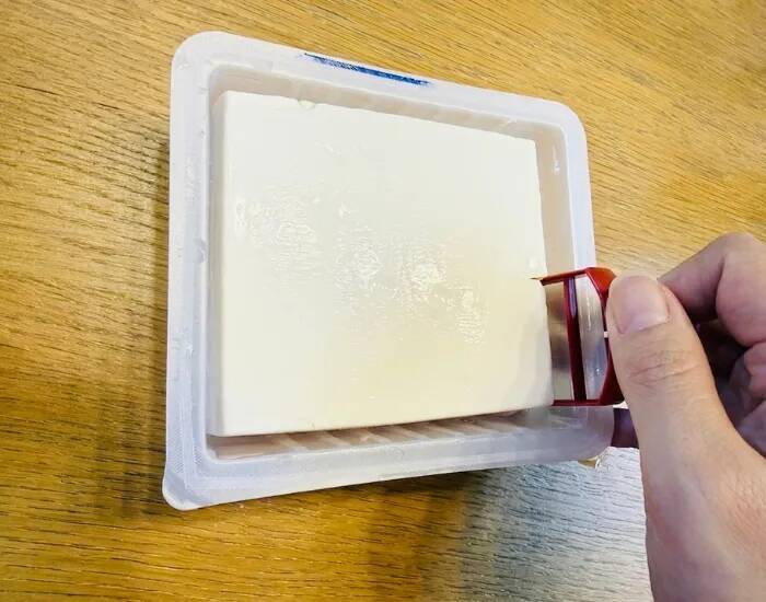「豆腐とひき肉を入れて6分」　電子レンジで加熱して完成したモノが？