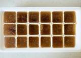 「製氷皿に『茶色い液体』をそそいで… 完成したものに「何これ便利すぎ」「常備します」」の画像6