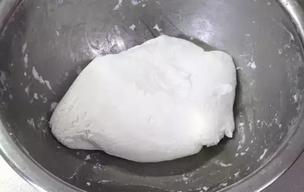 「出番が少ない『たこ焼き器』は、こう使う！　食材4つの「絶品スイーツ」レシピ」の画像
