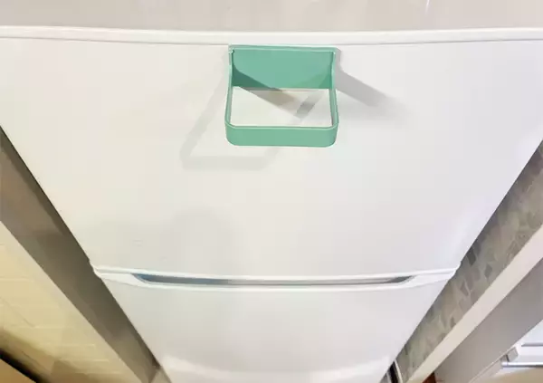 「傘立てですが、傘には使いません　キッチン収納で役立つ裏ワザに「その手があったか」」の画像
