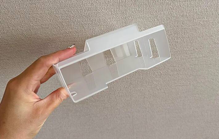 ダイソーの『冷蔵庫で使う収納ボックス』　たった110円で「ハムもチーズも迷子にならない」【活用法3選】