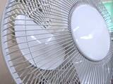「扇風機カバー、雑巾だけで拭くの待った！　スポンジに切り込みを入れると…【夏家電のお手入れ4選】」の画像1