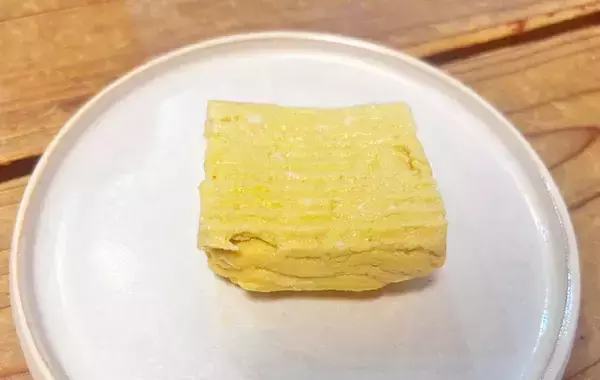 「ダイソーで見つけた『四角いアイテム』　使い道に「もう巻かなくていい」【キッチングッズ】」の画像