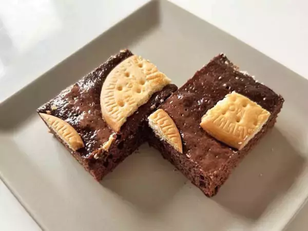 オーブンは使わない！　森永製菓が教える、身近な材料だけで作る“しっとりブラウニー”のレシピ