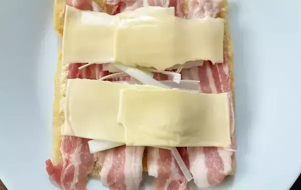 「油揚げが化けた…！　メインディッシュに変身させる画期的なレシピ」の画像