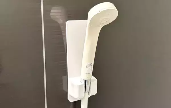 「330円の『神』アイテム！　ダイソー『シャワーホルダー』の意外な使い道に「万能すぎる」」の画像