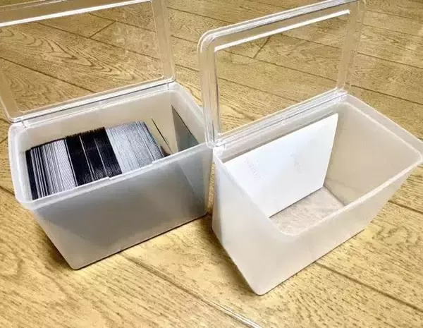 「『ダイソー』の収納グッズを2つ使うだけ！　シンク下が快適になる活用ワザに「奥まで見えた」「カビにくい」」の画像