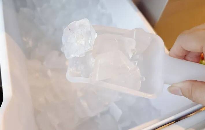 水筒に入れる氷、たくさん入れるよりこっち！　自衛隊のアイデアを試したら「5時間半も残った！」
