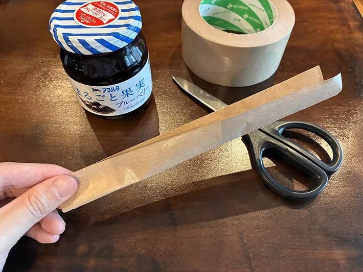 蓋が固くて開かない瓶、ガムテープで解決！　20cm切る『一工夫』に「実用的」