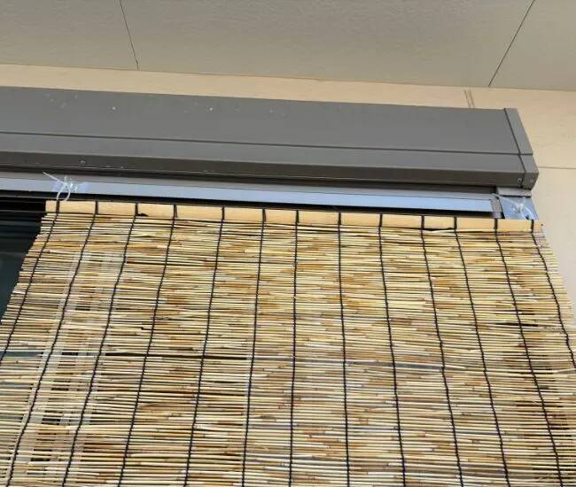 すだれの端に『結束バンド』をつけると？　 賃貸の夏を快適にする活用法が便利！