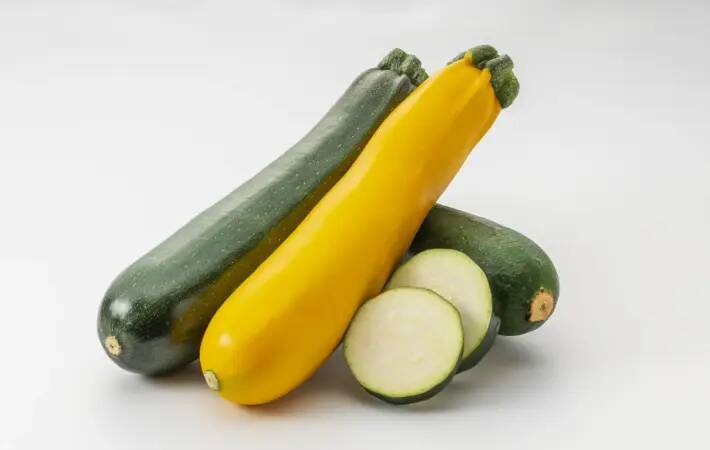 苦いズッキーニは食べないで！　注意点に「知らなかった」「怖すぎる」【食べ物の知識4選】