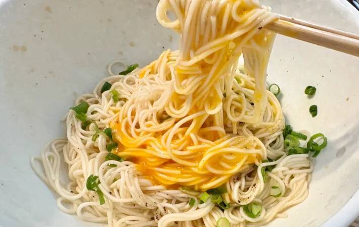 そうめんに「小さじ1杯」混ぜたのは…　意外な味つけに「具なしでもいい」「めんつゆに飽きたらコレ」