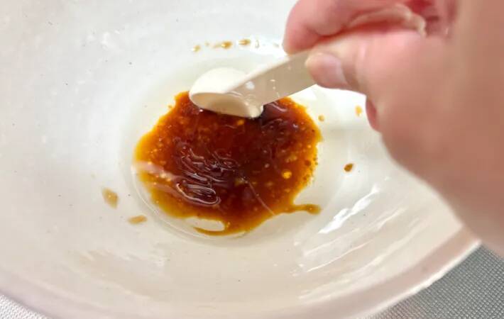 そうめんに「小さじ1杯」混ぜたのは…　意外な味つけに「具なしでもいい」「めんつゆに飽きたらコレ」