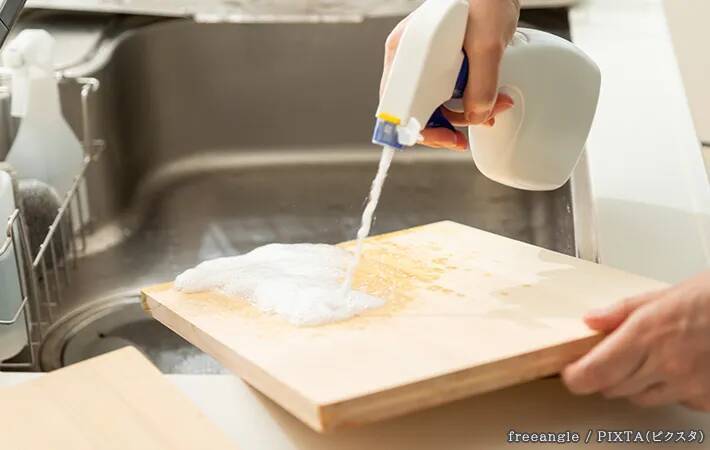 毎日使うまな板、ベストな漂白頻度は？　メーカーに聞いた