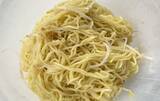 「冷やし中華の麺がくっつかない　『ゆで上がり1分前』のポイント」の画像5