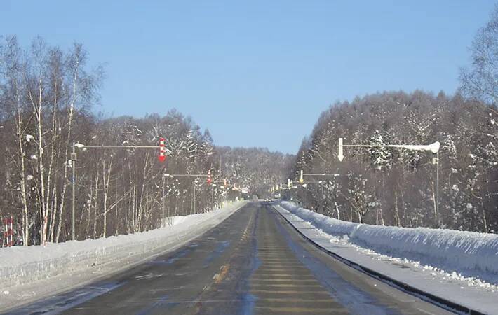 北海道の『謎の矢印』なんのためにある？　北海道開発局に聞いてみた