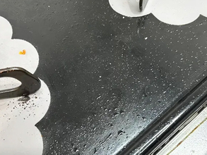 まさに『魔法のクロス』　水だけで油汚れも水あかも落ちる、話題の100均クロスがこちら