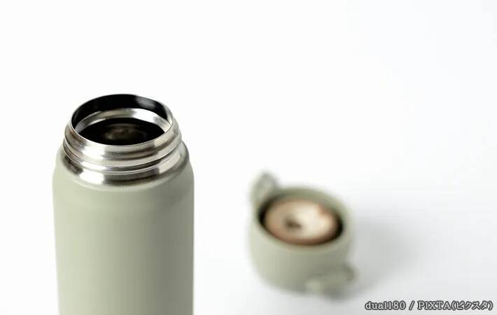 夏の水筒、氷を入れるなら先？後？　プロが『正しい使用法』を解説
