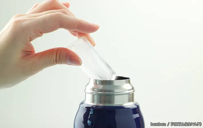 夏の水筒、氷を入れるなら先？後？　プロが『正しい使用法』を解説
