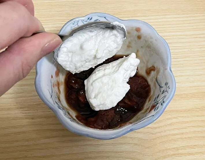 梅干しに『ヨーグルト』を大さじ2杯！　キュウリにつけてみたら…