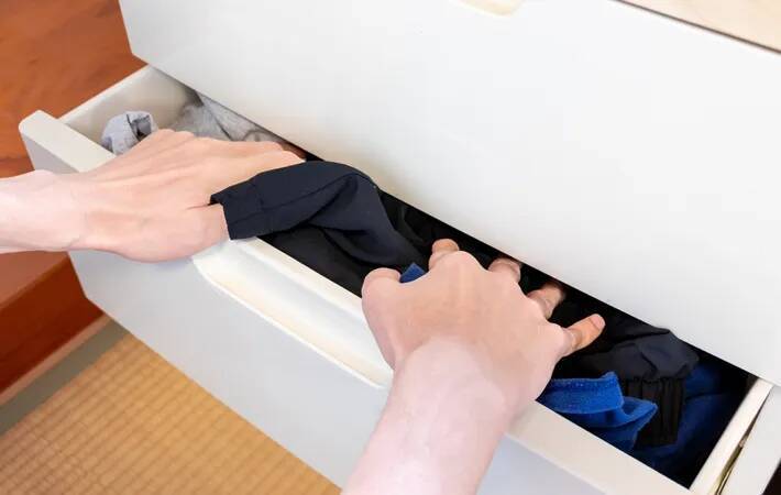 防虫剤を入れる前に…　大切な服をニオイ・虫食いから守る、プロ直伝の衣替え