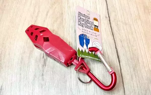 「110円で万能！　セリアの『カラビナ・キーフック クリップ付』が便利すぎる」の画像