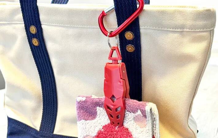 110円で万能！　セリアの『カラビナ・キーフック クリップ付』が便利すぎる