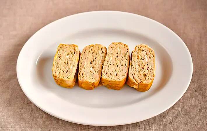 玉子焼きに『大さじ2杯』入れてみて！　シャリッと食感になって「栄養もアップ」【管理栄養士のレシピ】