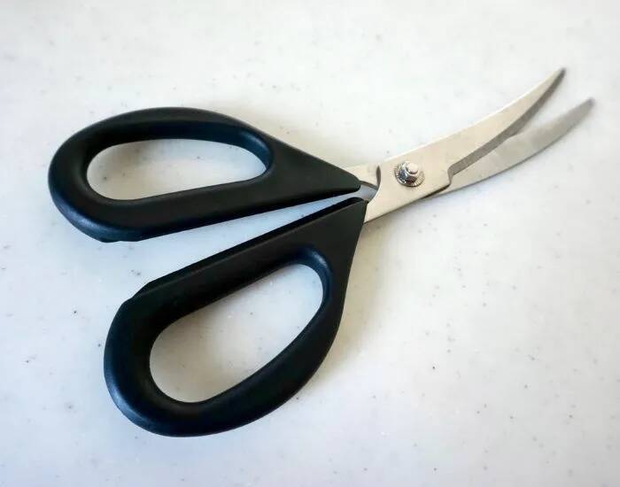 【診断】豆腐のパック　途中でフィルムが破れたらどう開ける？