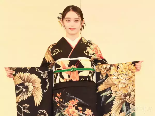 髙石あかり、生見愛瑠、上坂樹里たちが晴れ着で登場　今年の抱負は…？