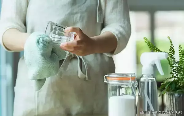 「白くくもったグラスに調味料？　プロが実践する『正しいお手入れ』は」の画像