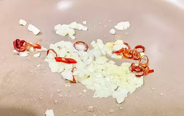 「レンコンが使い切れない！そんな時は…？　味の素公式のレシピが子供に大好評」の画像