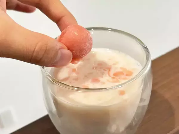 『アイスの実』を飲み物に入れるだけ！　夏に試したいひんやりアレンジ3選