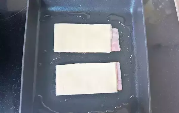 「いつもの作り方は忘れて！　出汁も砂糖も使わない『玉子焼き』に「最高！」「弁当にピッタリ」」の画像