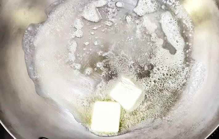 「モチモチしておいしい！」サツマイモの生地で包んだのは？