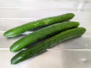 【きゅうりレシピ】刻んだキムチをツナマヨに入れて…？　できた一品に「めっちゃおいしそうでヨダレが出る」