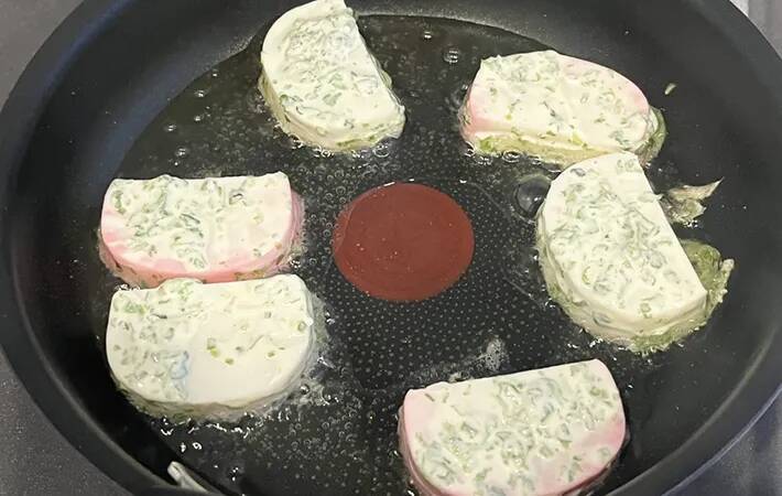 余ったカマボコを消費！　マヨネーズを使った“手抜きおかず”に箸が止まらない【簡単レシピ】