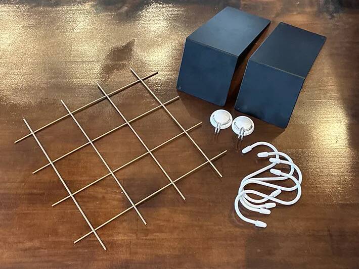 3分で玄関にオシャレな『浮かせる収納』が完成！　100均アイテム4種の簡単な活用法